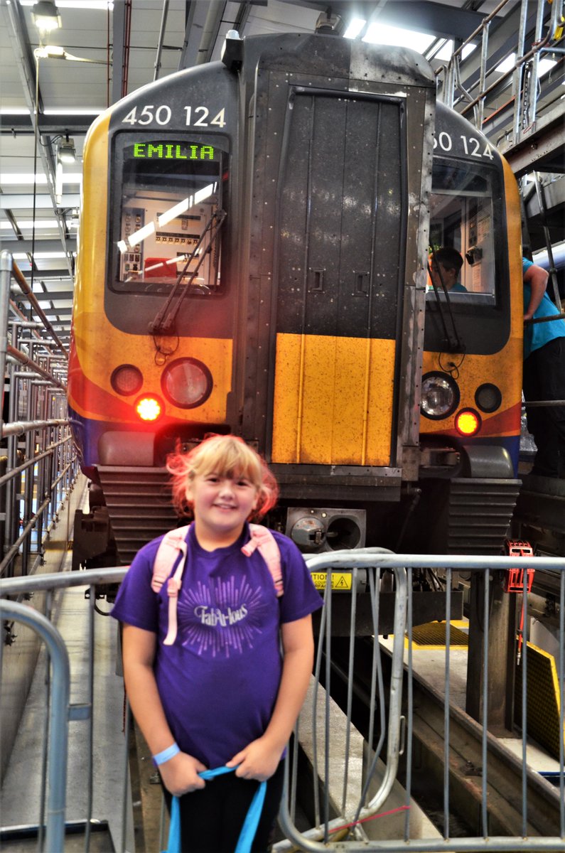 TheRealStavioni's tweet photo. Great day out at #Siemens #Northam depot today, Emilia loved it, convinced herself even more that she's going to be an engineer! @SW_Railway @SiemensMobility #Desiro #Railweek #Train https://t.co/7FbfydpE3M