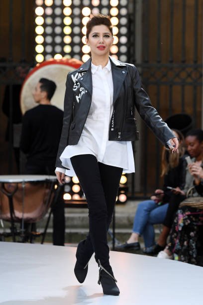 Mahira Khan in Karl Lagerfeld &amp; Olivia Palermo for L'oréal Le Défilé show at the Paris Fashion Week. #MahiraKhan #MahiraXpfw19