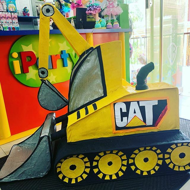 iparty_cascada's tweet photo. #piñata #tractor #iparty #cclacascada https://t.co/LPaeBirT75