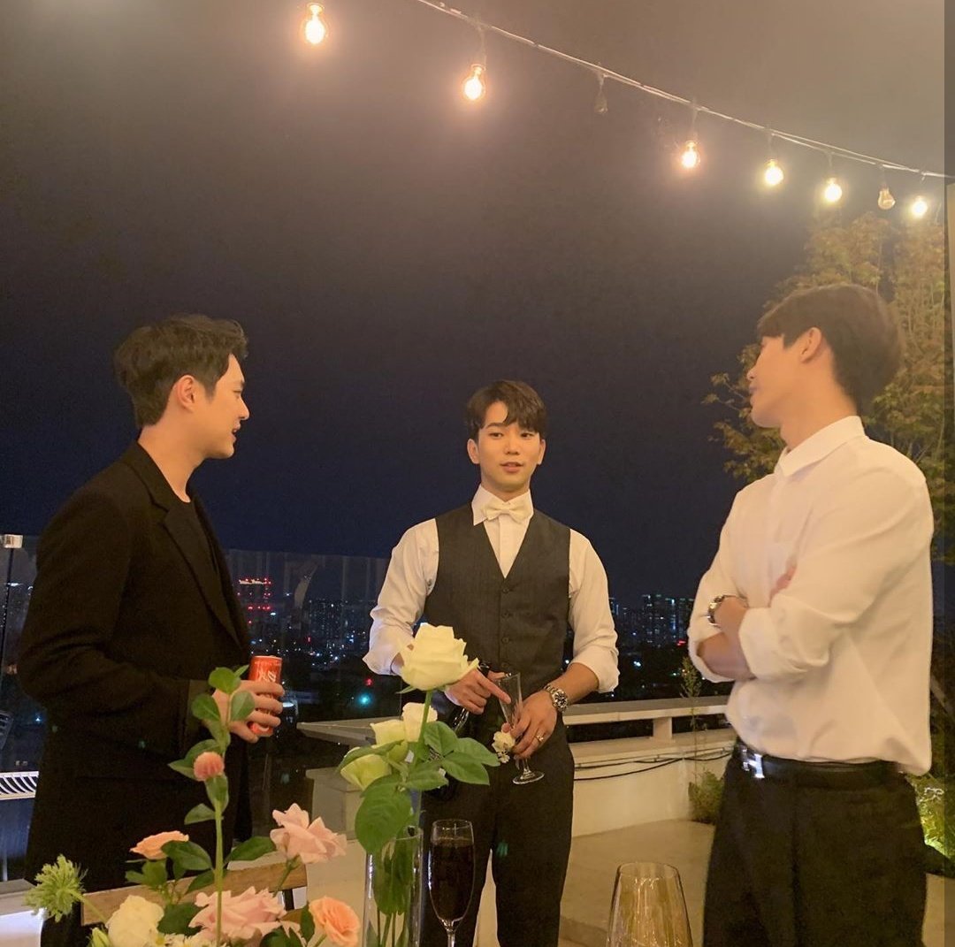 MBLAQATTACK's tweet photo. Congratulations to G.O. and Yeseul on their wedding day! 🎉😄💕 https://t.co/MzuerhJUmY