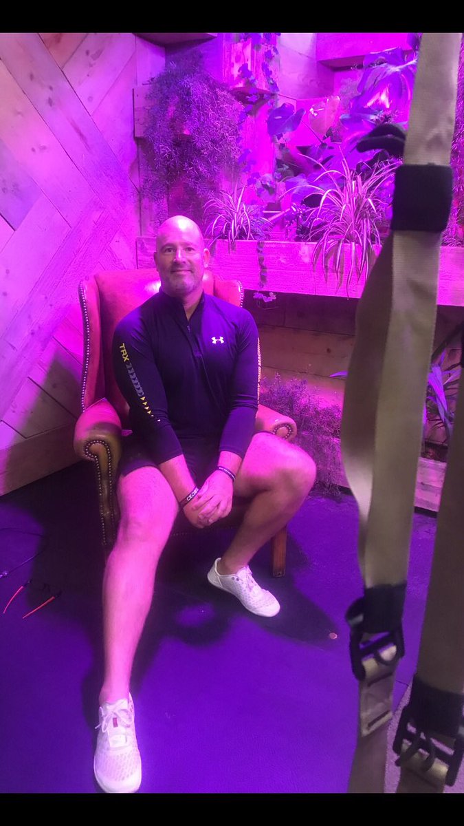 PaulEdmondson77's tweet image. Great day in London (Fulham) for @TRXtraining @TRXtrainingUK on the SMSTC (Sports Medicine) 💪❤️#trx #made2move #trxforanybody