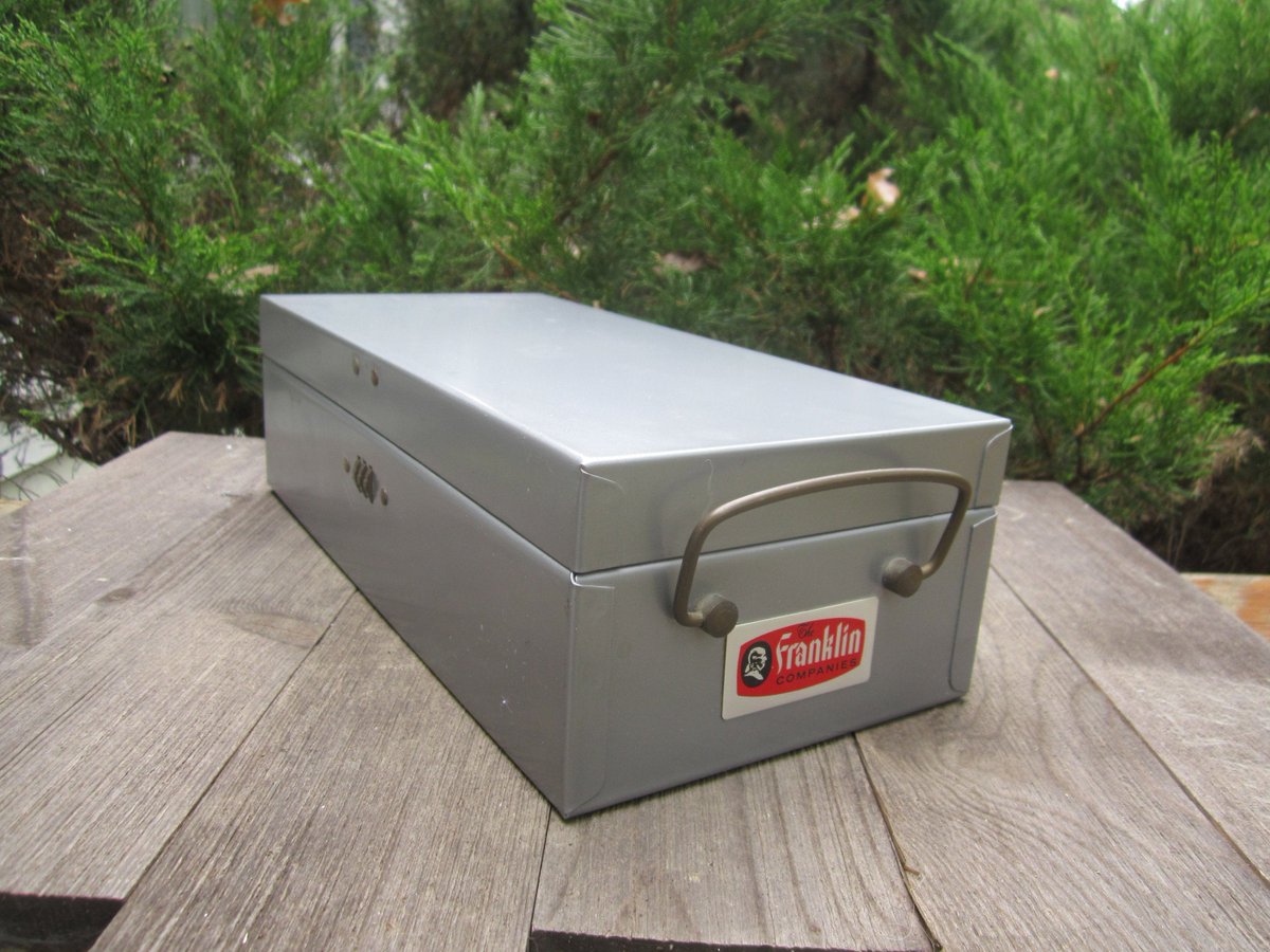GOSHENPICKERS's tweet image. Lock Box Metal Stash Box Franklin Combination Lock Storage Vintage Gift for Dad #vintagemetal #storagevintage #combinationlock etsy.me/2Hfy6Np