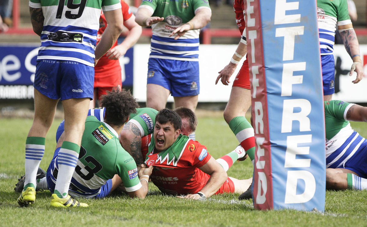 Cougarmania's tweet photo. AWARDS: The 2019 Keighley Cougars Man of Steel award, sponsored by @A1Stairlifts1, goes to @busterboy84! #KCA19 https://t.co/XTUVhVUEwq