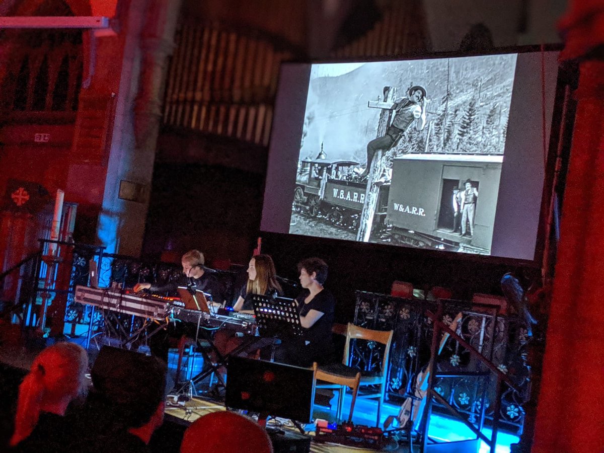 StJohnsMH's tweet photo. What a night! We’ve had a blast hosting the Buster Keaton Picture Show with the supremely talented @HaikuSalut. Very proud to have been part of #LeytonstoneLovesFilm &amp; delighted to see such a great turnout. Thanks to @BarbicanCentre &amp; @WFculture19 for involving us 🎶🎥 https://t.co/XZma0kHvXq