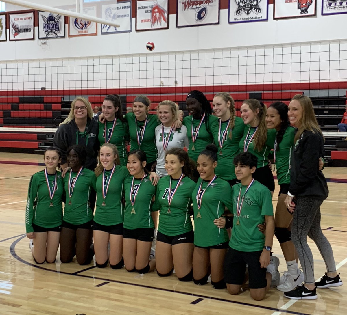 Fish_Mel's tweet image. 4-1 &amp;amp; AA tournament champions! @TornadoVB @StormLakeHighS2