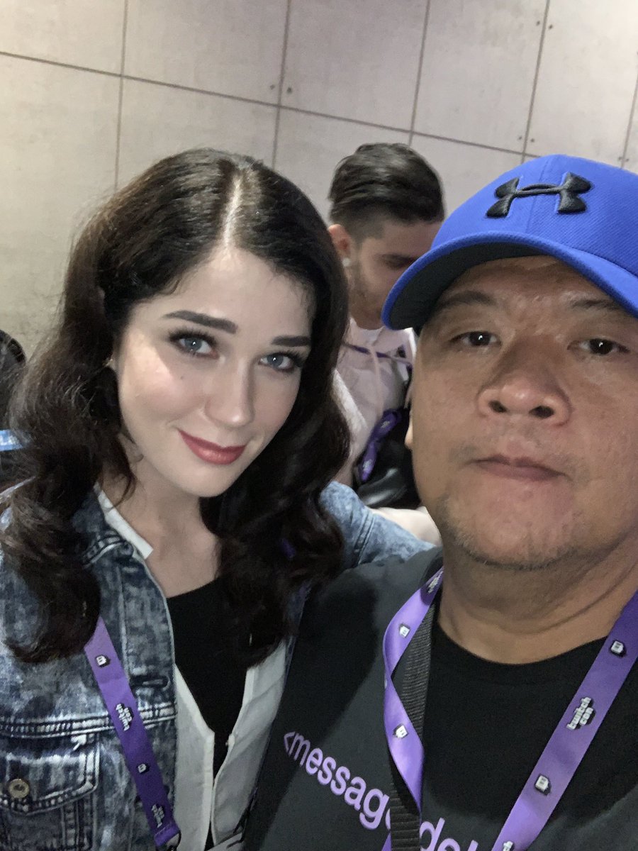 defunctus's tweet image. #TwitchCon2019 @LuvEvelynClaire