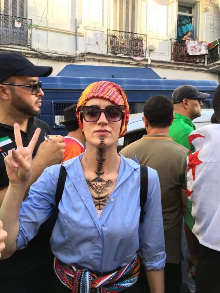 Algerie_Expat's tweet photo. #Algerie [#Acte32 ] Il n’a ni visage, ni sexe, ni appartenance géographique ou religieuse.. le #Hirak est l’identité même. https://t.co/agkoKhMbsZ