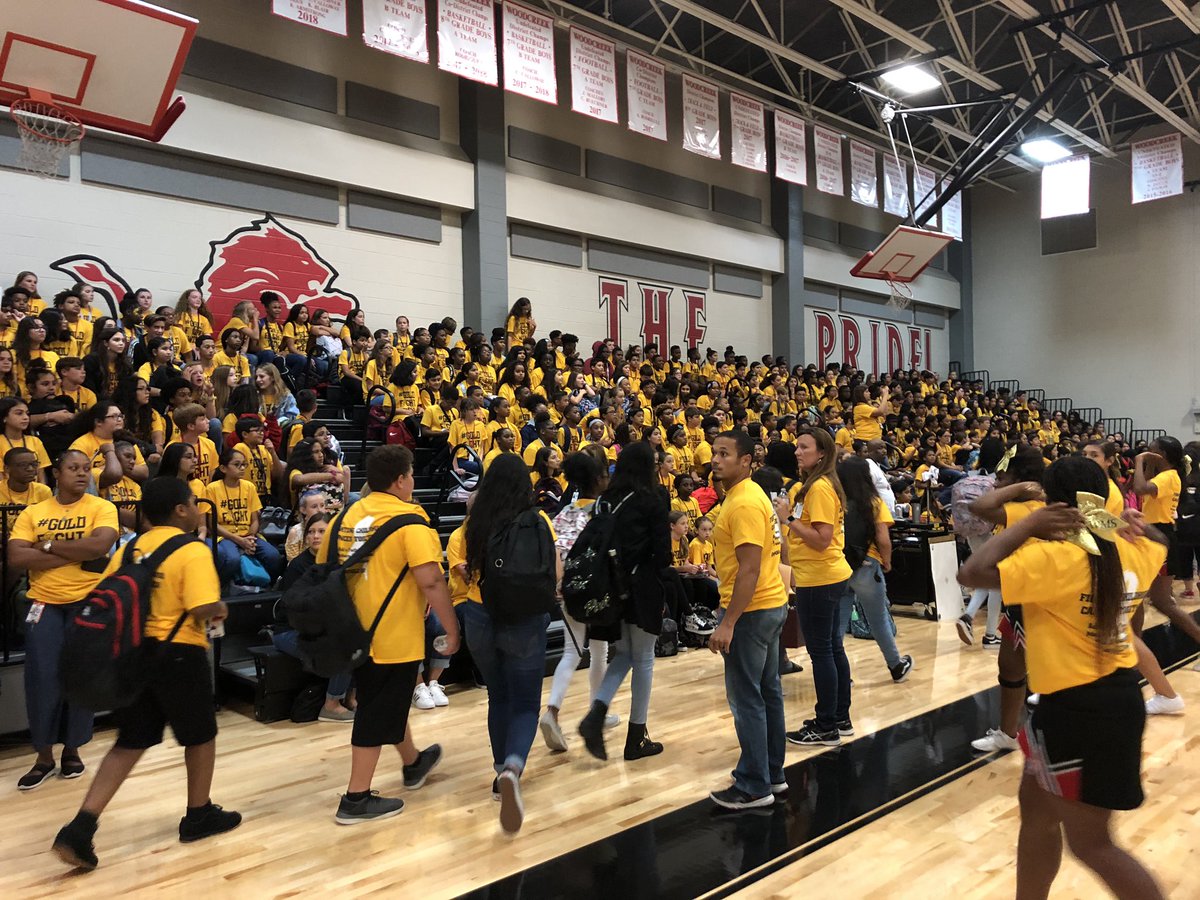 Proud to be part of the sea of gold in the Lion house. #goldfightwin #humbleisd #lionpride #WMS2019  #BeElite