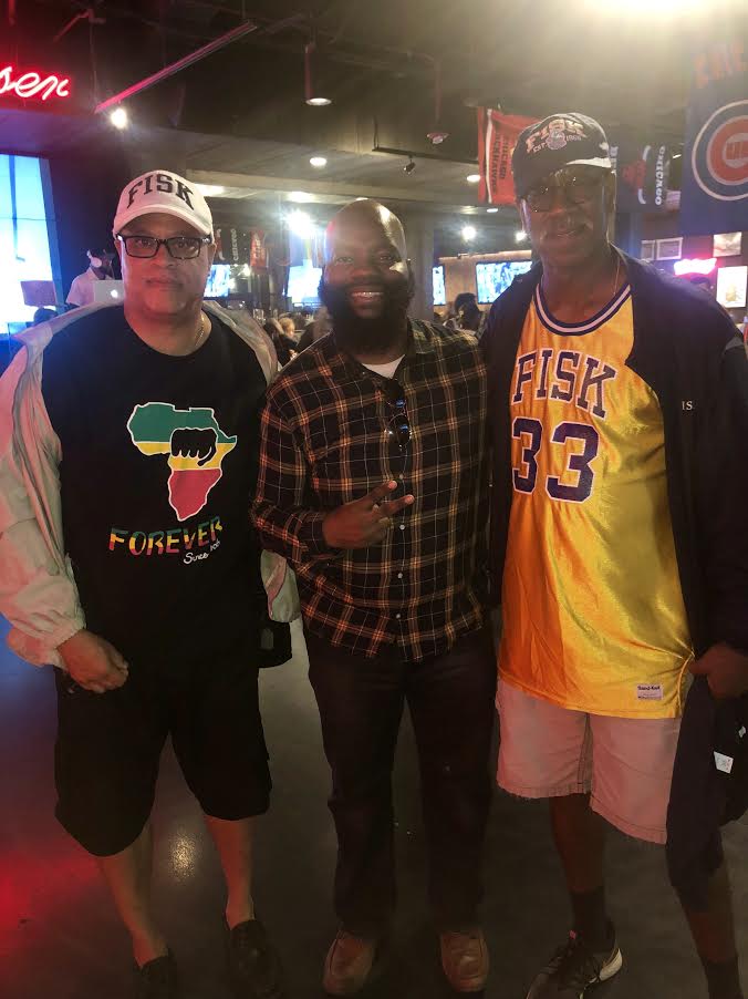 WindyCityFisk's tweet image. Friends, we had a #FISKFridays to remember on September 13th! Our Chicago @Cubs scored an #HBCUDay victory and we celebrated the win at @BHTavernChi ! Shout out to @JMSparrow ! Check out some of the photos! #GetPlugged🔌 #FiskForever💛💙