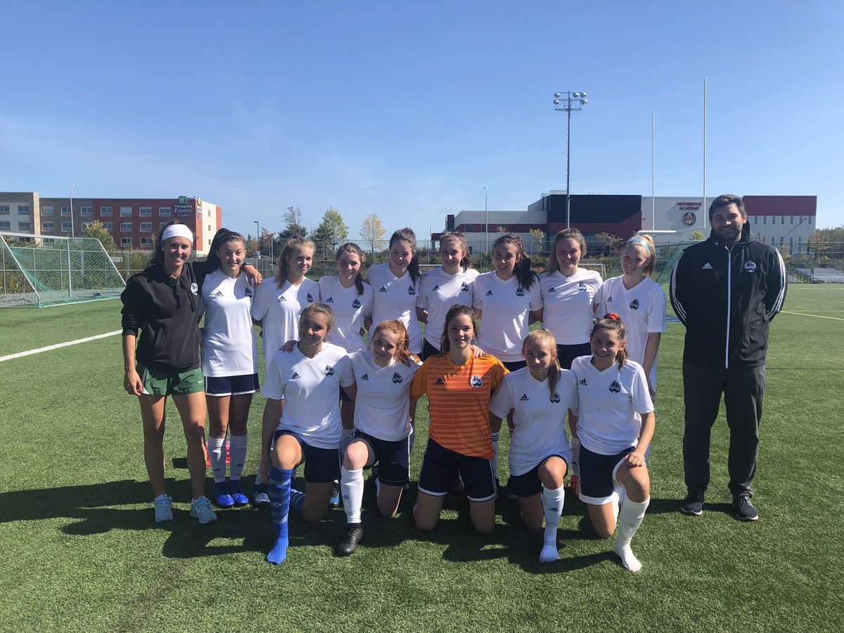 mdyuke's tweet photo. Finished the Girls Rex season with a game in the sun and some donuts!  Thanks to our devoted coaches @Nino_Kovacevic &amp; @juliaeburton @SoccerNS Time for a well deserved break! https://t.co/bB0tRiu3ed