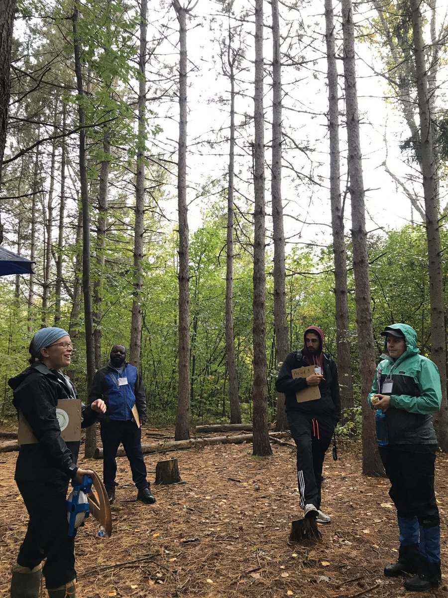 nmfarrugia's tweet image. Wrapped up the first half of the #ocsboutdoors conference with #MathTrails and @CanGeoEdu. Learning about the age of a tree, bi-lateral symmetry and perspective. @OCSBeco