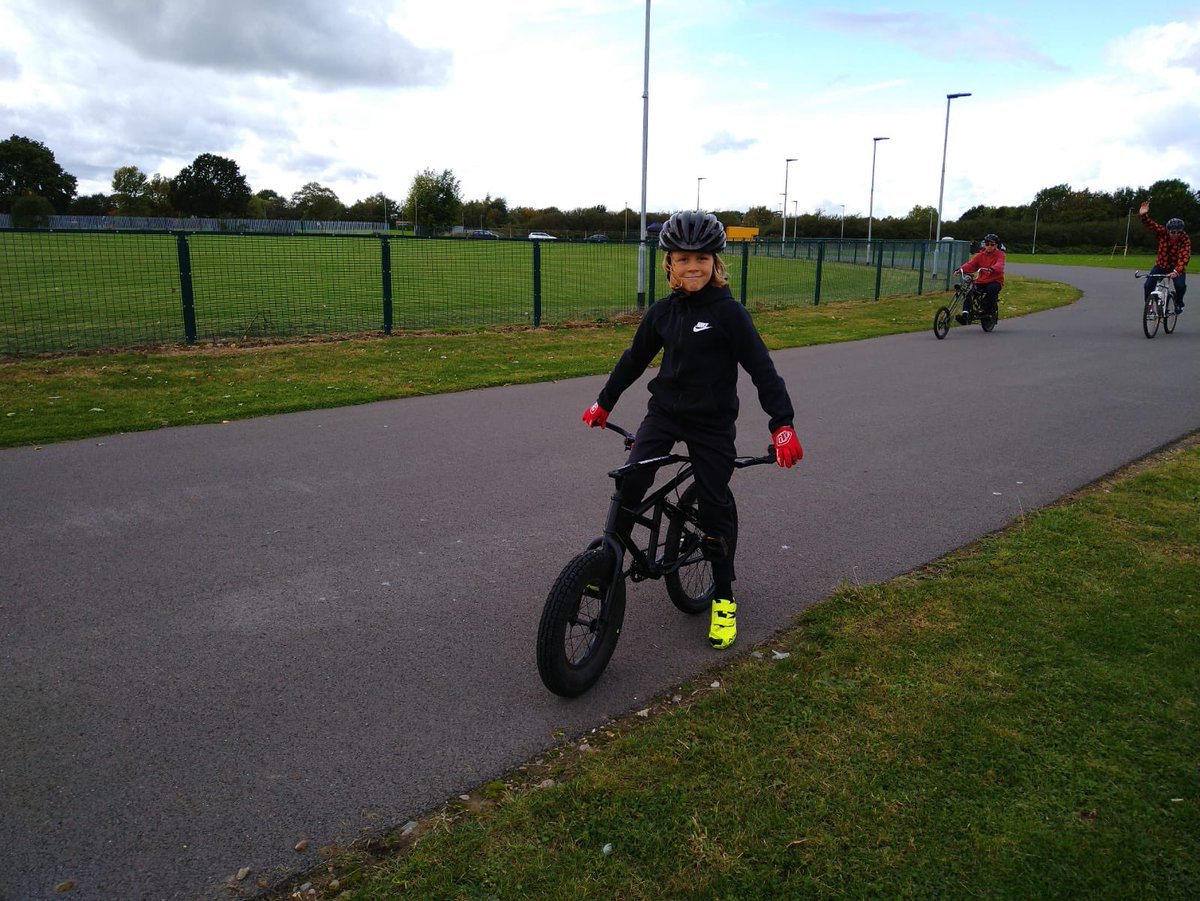 CycloneWorks's tweet image. A good day today at Bike fest at the Leicester cycle circuit, despite the weather our crazy bikes were enjoyed by all! #bikefest #Leicester #Leicestershirecountycouncil #Britishcycling #crazybikes #reclaimedbikes #madmax #bikes #cycling #bikes #ride #fun #cycloneworks #cool