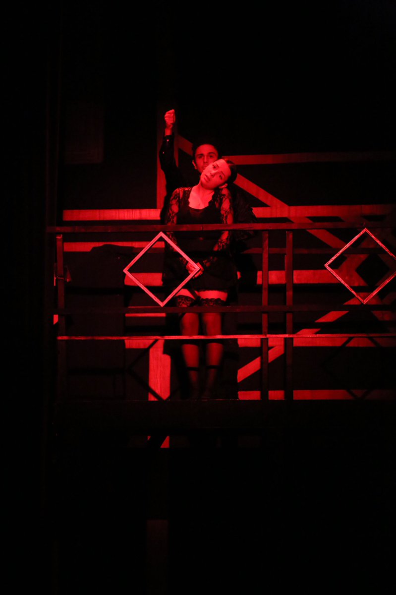 Iovecmb's tweet photo. you guys I’m playing Hunyak right now in my school’s production of Chicago and I’m having the best time EEEEEE https://t.co/dJlvGZmTZC