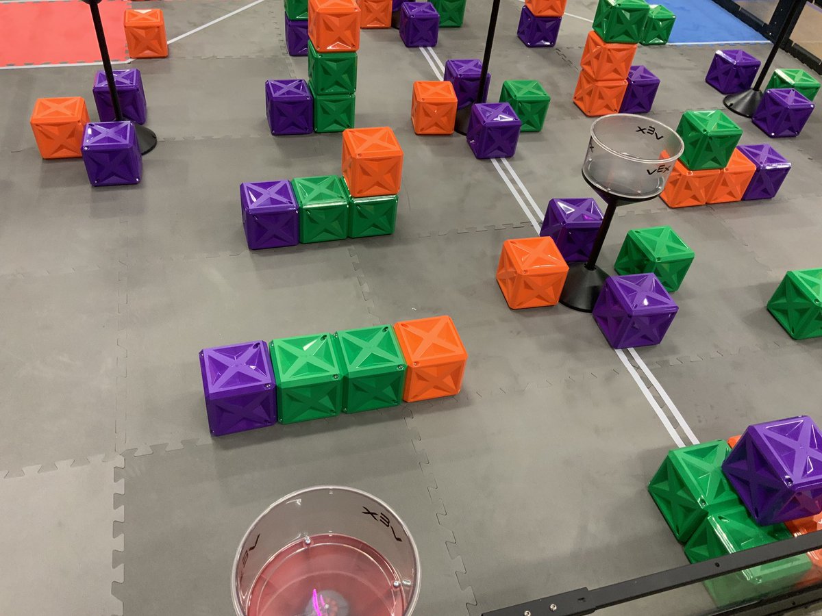 SJCOESTEM's tweet photo. Randy Moehnke is explaining this year’s competition to the San Joaquin Delta VEX League.  Good luck to all our teams of student engineers! https://t.co/fvugw7JMIO