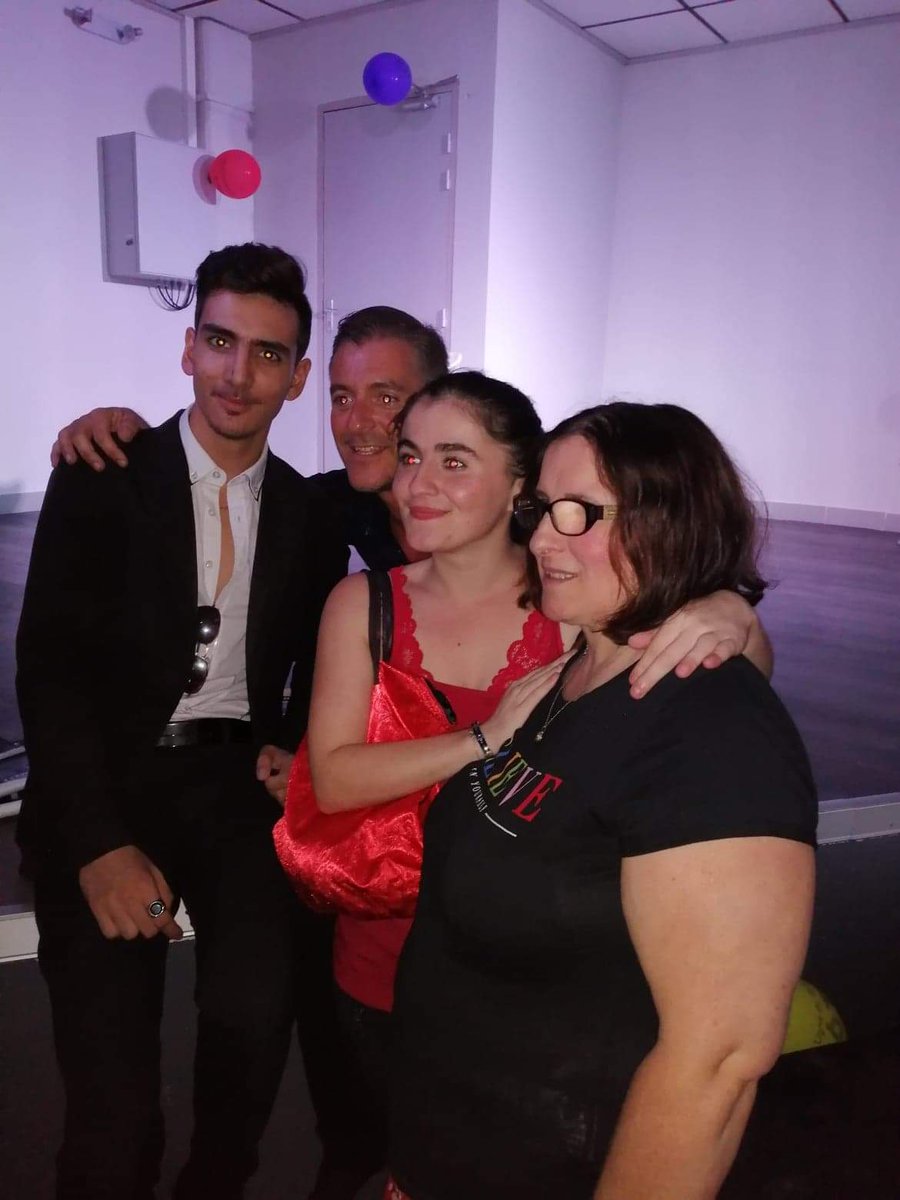 NeahOff's tweet image. Une soirée spectaculaire, des artistes spectaculaires, pour un show spectaculaire !