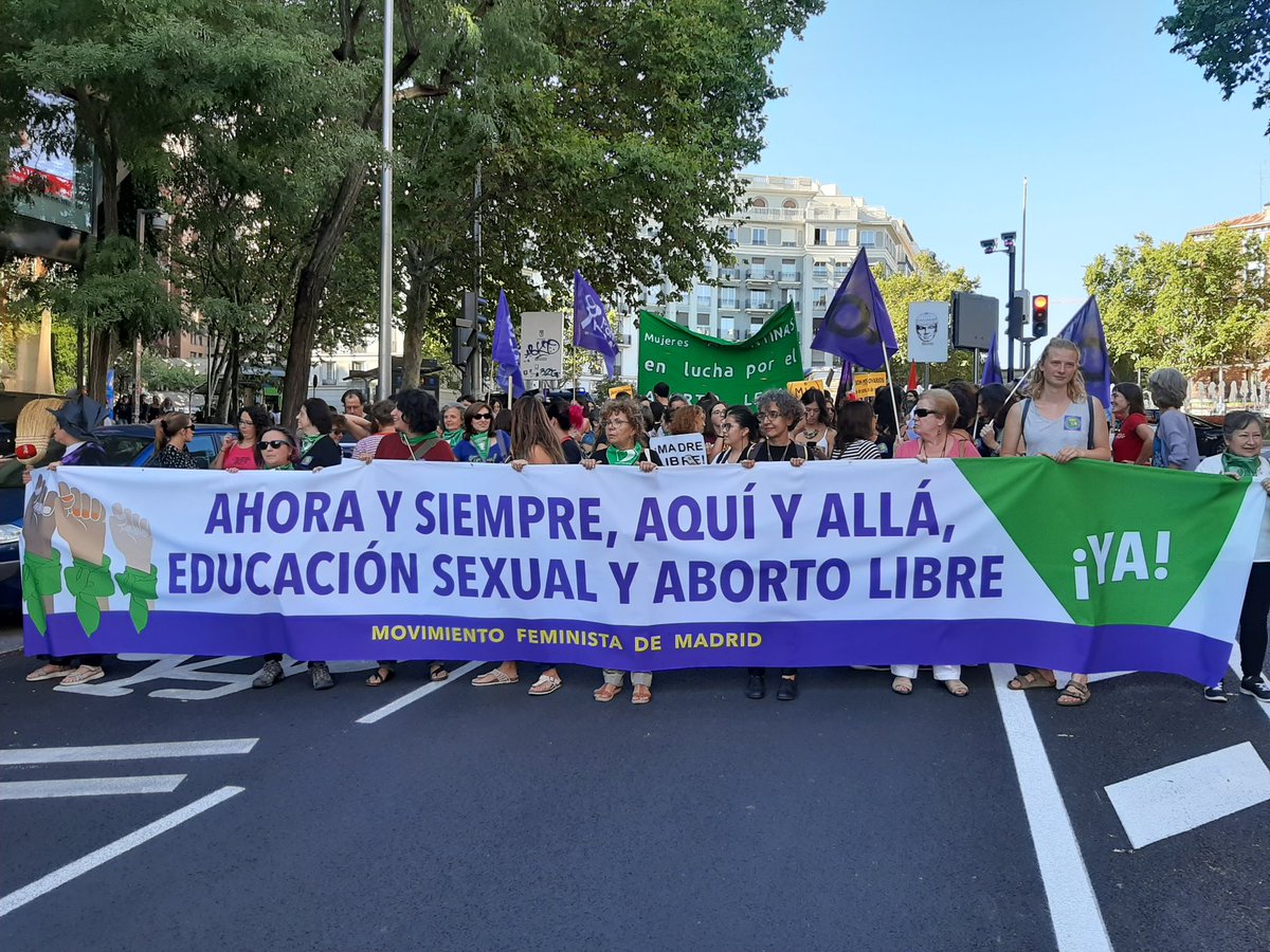 AsamblFeminista's tweet photo. Ahora siempre, aqui y alla,educacion sexual y aborto libre ya¡¡ #28S #AbortoLibre https://t.co/qyUanXnJMf