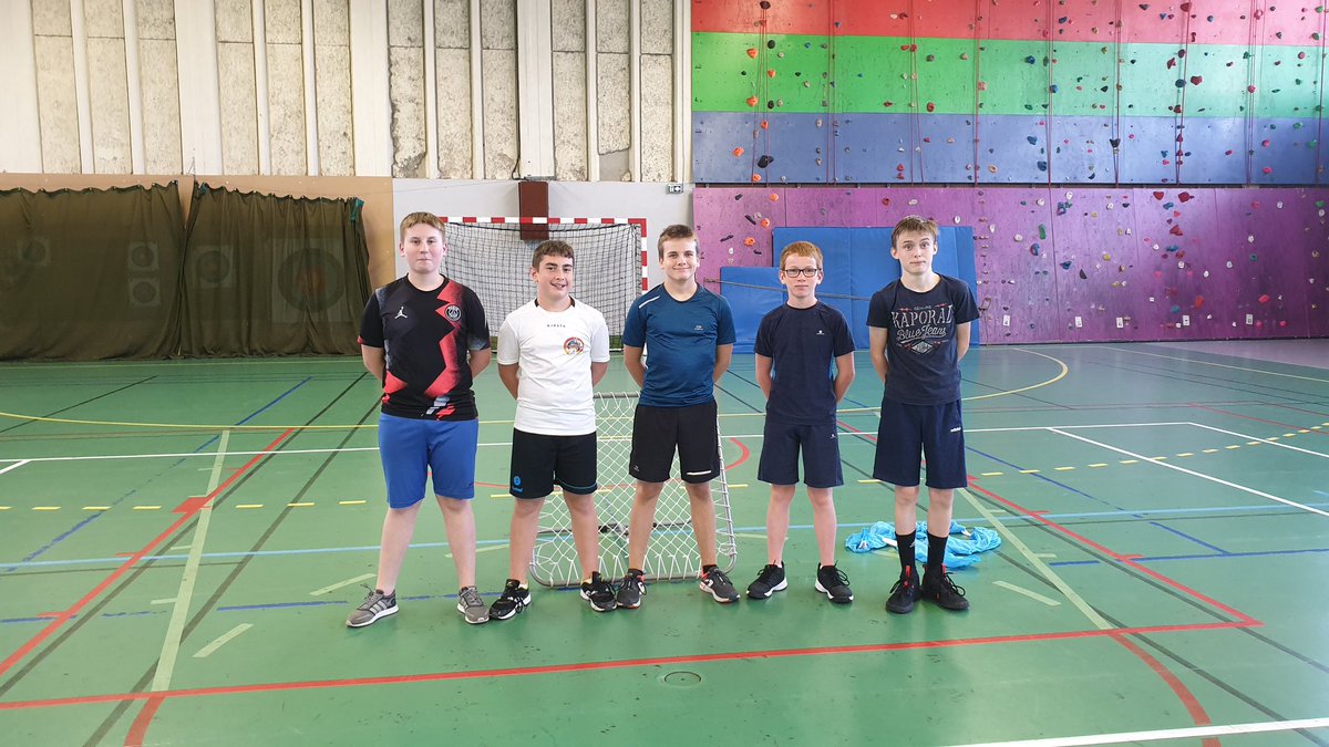 arno1853's tweet photo. Les JSP VAIGES-MESLAY-BALLEE @udsp53 @sdis53 se mobilisent contre la mucoviscidose en participant à un tournoi de TCHOUK BALL à #meslaydumaine. https://t.co/uRW8suJ7Pw