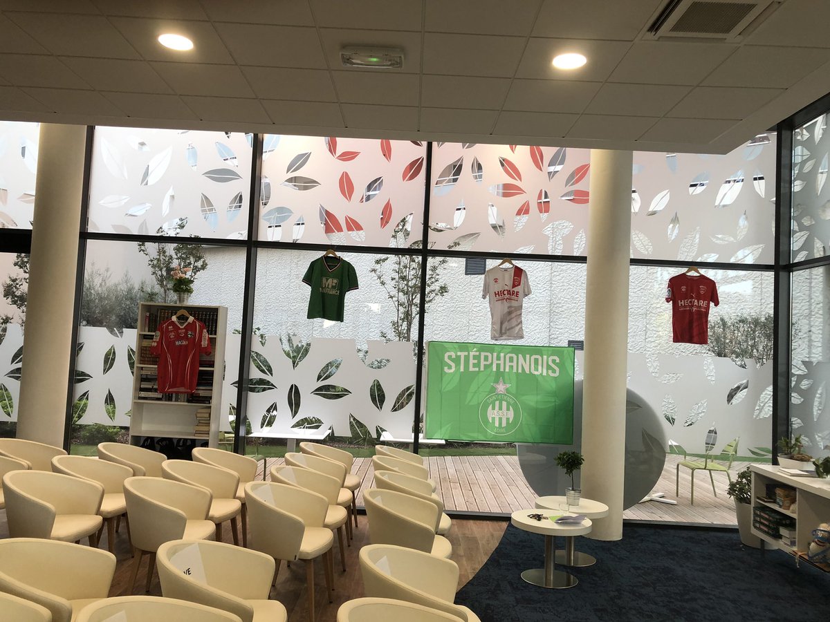 Venez retrouver Dominique ROCHETEAU au <a href="/SenNimes/">Senioriales de Nîmes</a> dimanche 29/09 à partir de 11h pour une conférence sur l’épopée des Verts #foot <a href="/ASSEofficiel/">AS Saint-Étienne</a>