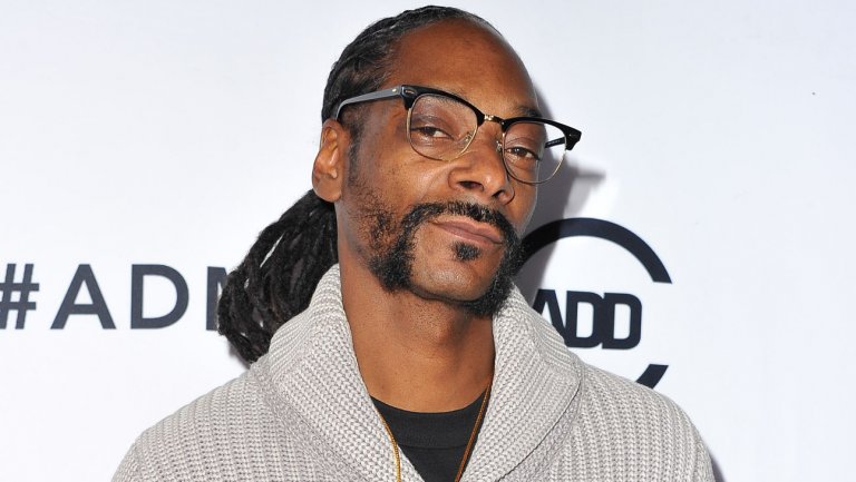 BigRobSpreezy's tweet photo. Blessings to SNOOP DOGG and his family for the loss of his 10-day old grandson, Zion Kalvin, today. We mourn his loss, and wish him and his loved ones peace and strength during this difficult time. #SnoopDogg  #StayBlessed https://t.co/SOdqf4XzVh