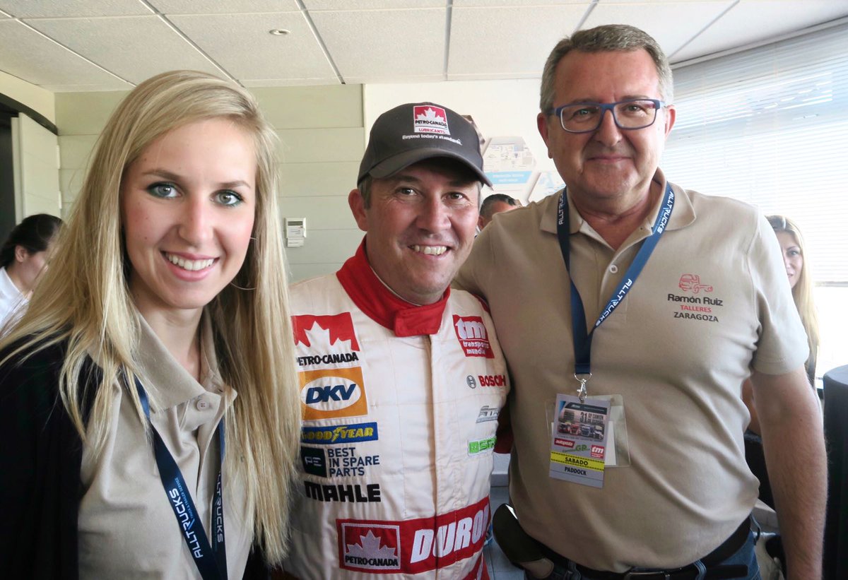 trucksttesmundo's tweet photo. @FIA_ETRC Enhorabuena a #jochenhahn con #sponsor d nuestra #RedAlltrucks @Knorr_BremseUK @Bosch_Automovil y @ZF_Konzern Pero no hay q olvidar a nuestro gran #piloto #español del q no entran aqui las victorias. @ALBACETE_Racing todo un gran #campeontrucks 🇪🇦🇪🇦 https://t.co/PrcYa6V9rU