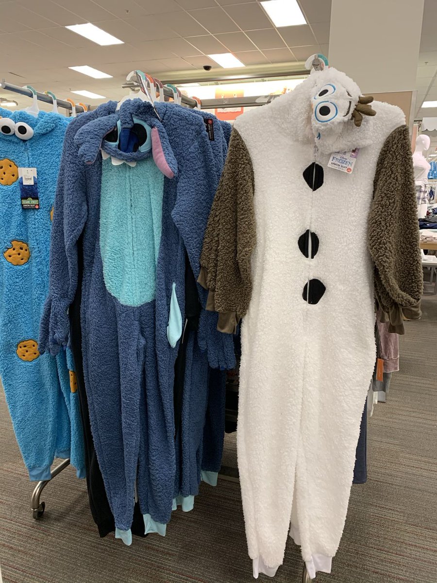 thecodegoddess's tweet image. Was thinking about some new sleepwear for #GHC19. These seem appropriate. #DisneyTech #Stitch #DisneyFrozen #LiloAndStitch