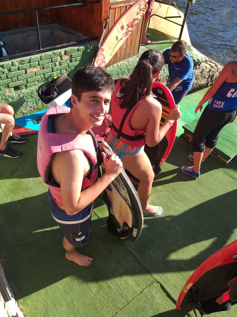 OJEGUADARRAMA's tweet photo. Tarde de esquí acuático (cable-ski)en el lago Los Ángeles de SR, la única modalidad de esquí que nos faltaba por probar! @OJE_oficial https://t.co/qct9ai3EI1