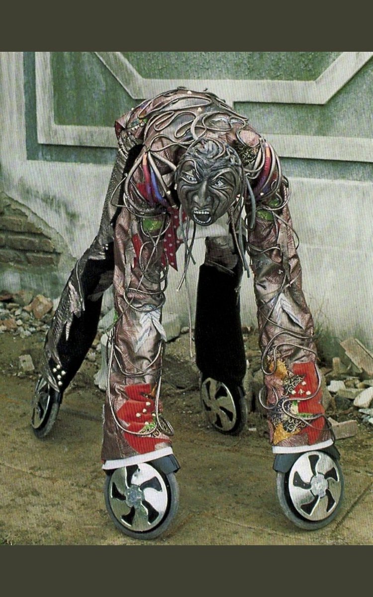 YourLittleDevil's tweet photo. Now wait a second, where have i seen this before... ah yes THE WHEELERS #Oz @Jazzybumblee 😂 https://t.co/e1cBocAwli