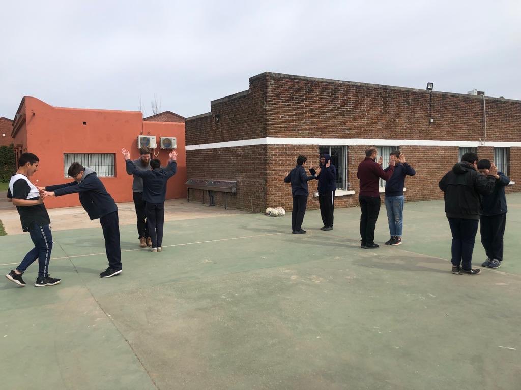WalkingBot_'s tweet photo. Ayer cerramos la semana con otra jornada de coopertición, esta vez con el equipo del CEC de Casavalle.

¡Una mañana muy divertida acompañada de muchos juegos!

@FLL_Uruguay @MagelaFuzatti https://t.co/k20NSoPlJt