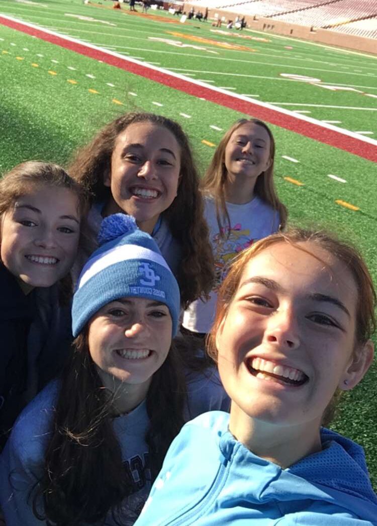 WeAreJCAXC's tweet image. JCA XC taking over the Mall of America and University of Minnesota. The annual XC trip is a hit! Good luck in your races today Hillmen and Angels! #RunLikeHill #FlyLikeAnAngel