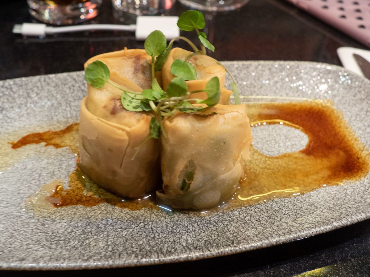 clarethol's tweet image. I&apos;m CRAVING this amazing food from @sapporoteppan buff.ly/2nui4Yv right now! Have you tried out one of their amazing banquets yet? #foodblogger #livbloggers