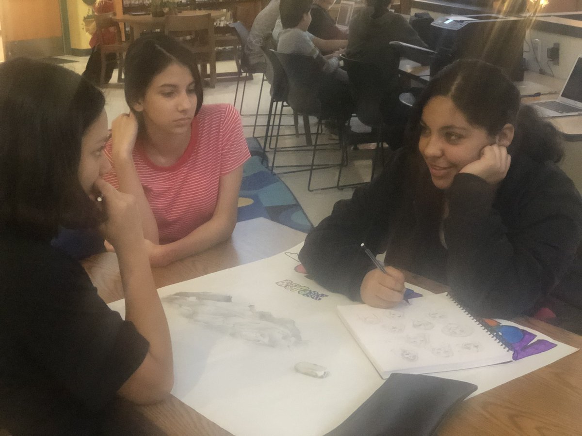 CatheyMSLib's tweet image. A day in the life of a Cathey Cobra...#funfilledlibrary #constantlearning @cobras047 @anjanettei3 @annvega @DrGonzalez8