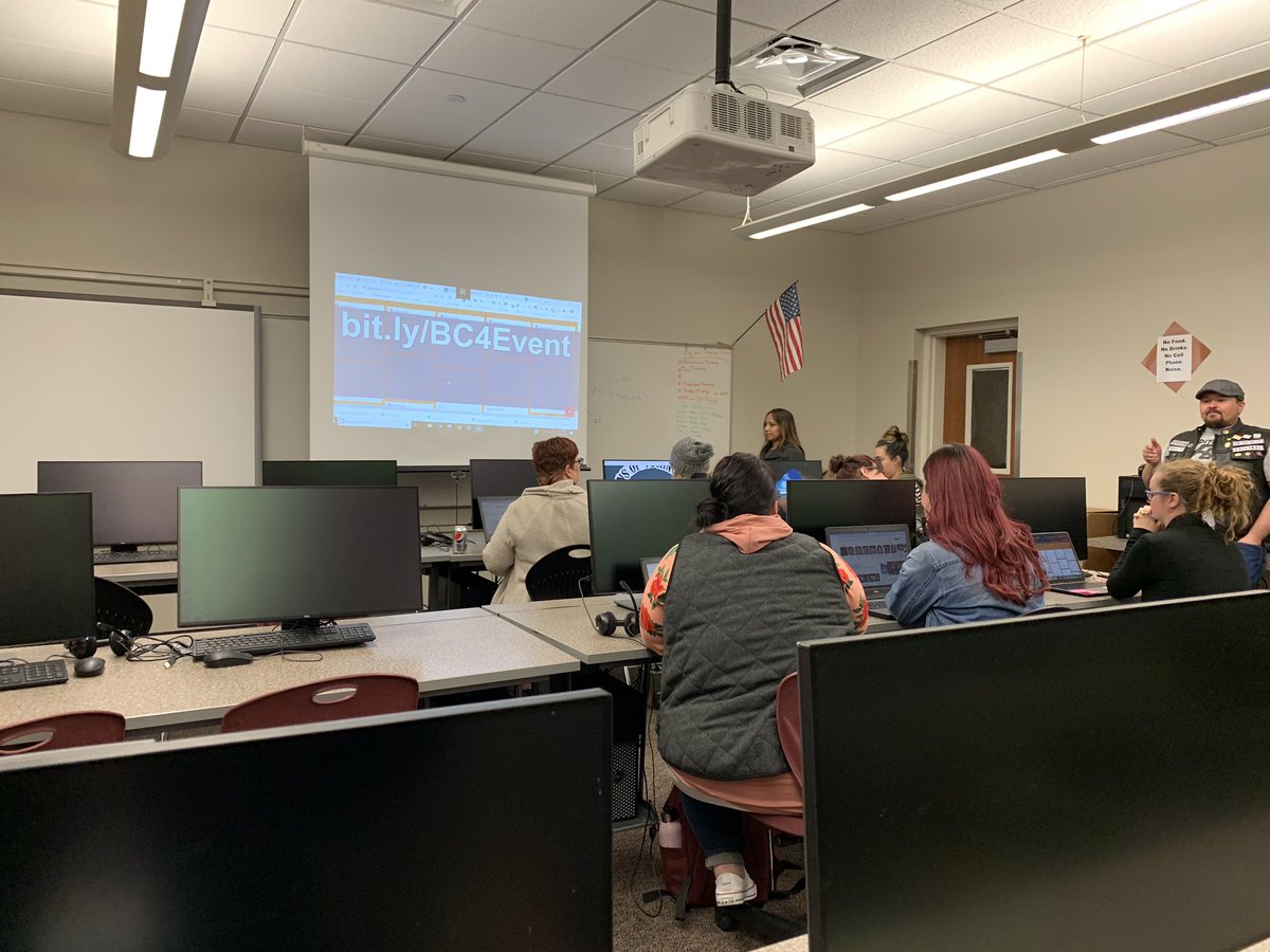 WilliamsKimCWU's tweet photo. Ready to learn about digital breakouts!  #GooglePD https://t.co/8FRHVjalc3