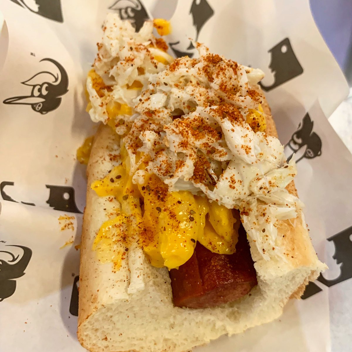 TameekaEats's tweet photo. 📍 #MLBFoodFest , NYC  
2️⃣nd favorite out of the #stadium samples from last weeks MLB Food Fest. 
.
Baltimore @orioles : @Stuggys #Crab #Mac&amp;Cheese
.
To see all of the samples we tried go to my blog: https://t.co/RC3fZMvR5X https://t.co/gCNZMejyyV