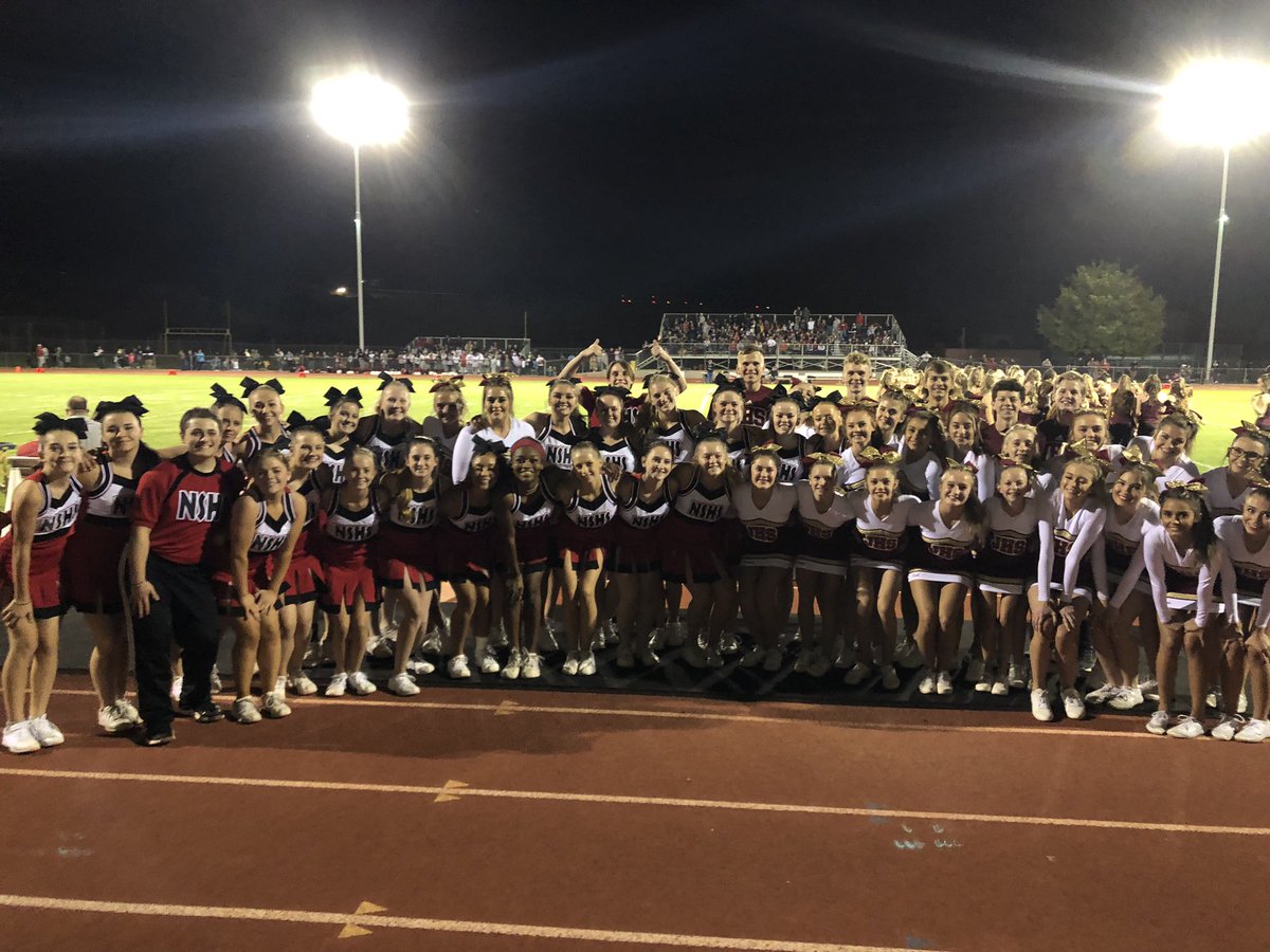 JuabWaspCheer's tweet photo. Great to spend the game with some of our friends and get the chance to perform together during halftime #competewithoutcontempt https://t.co/ElYIYoqNCI