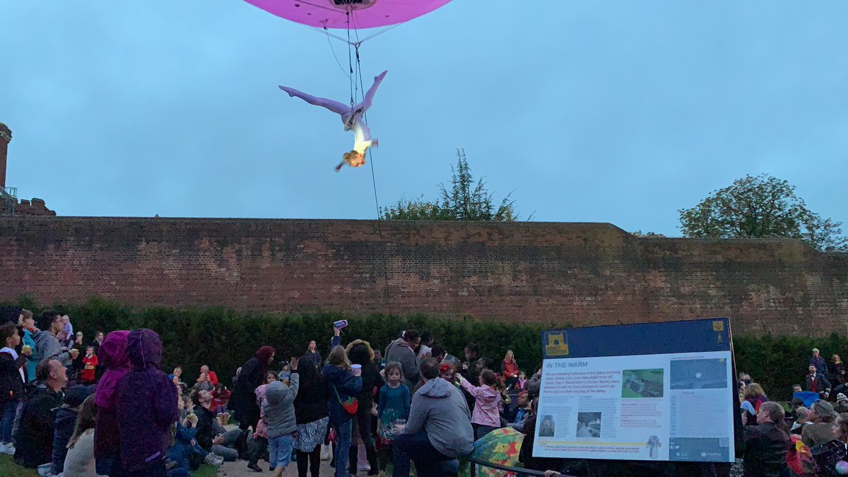 Reading Thames Festival tweet media