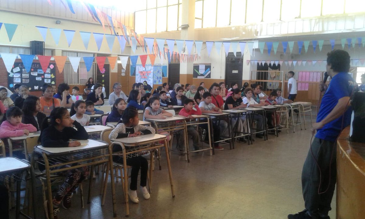 #JornadaFamiliar 
#EscMiguelOrtiz 
<a href="/FerSiarezEa/">Fernanda Siarez EA</a> <a href="/fguillesaavedra/">GUILLERMO SAAVEDRA</a> <a href="/patriciapinasco/">Patricia Pinasco</a> <a href="/cinthialuciana/">luciana zurita</a> <a href="/aniberruezo/">analia berruezo</a> <a href="/rubem_dario29/">ruben dario flores</a> <a href="/Conicook161/">@Conicook16</a>