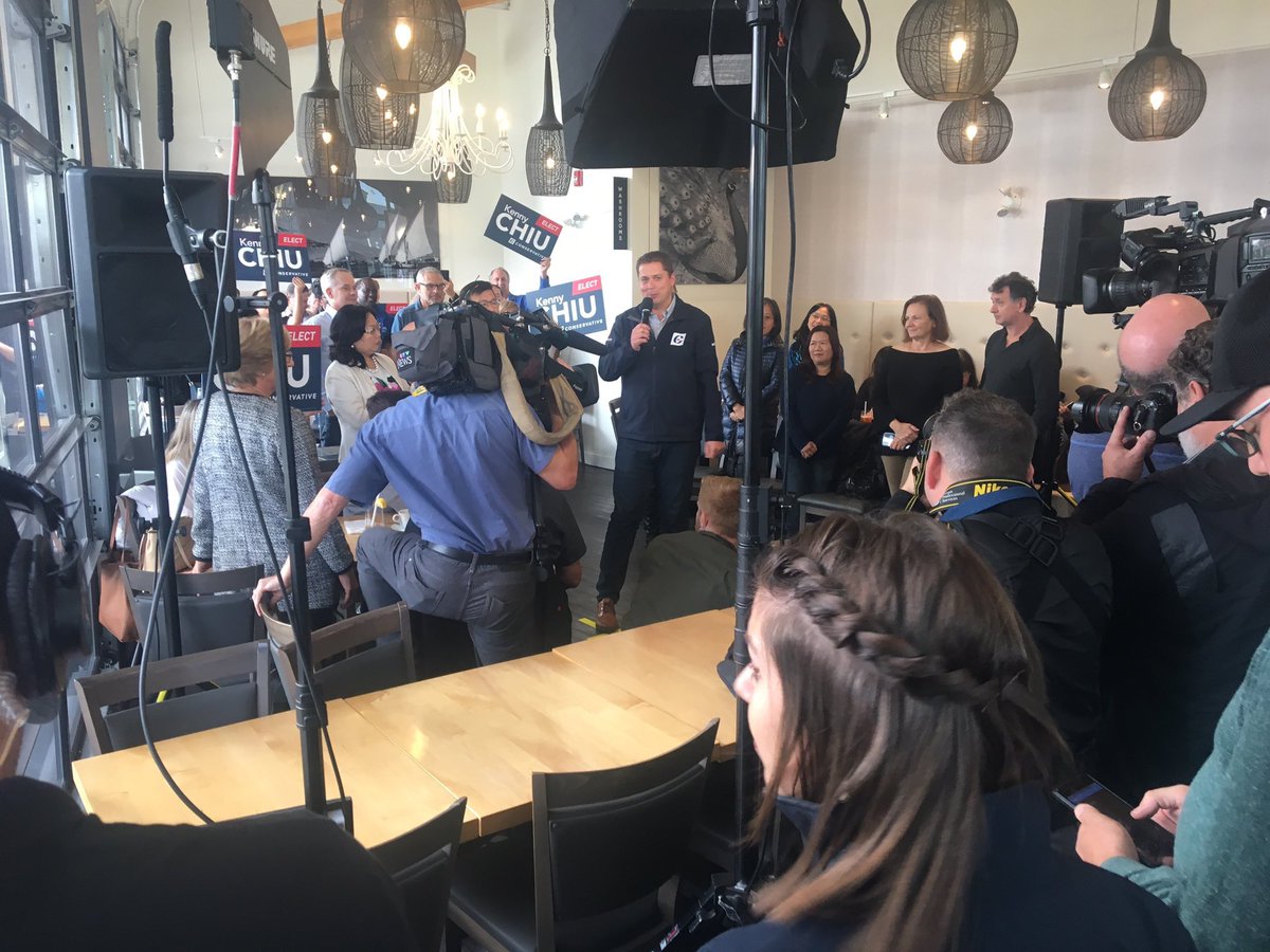 FarAndWide's tweet photo. I’ve seen more people show up for toe nail removals:  #scheermania #cdnpoli #elxn43 https://t.co/0qafTIXWzs