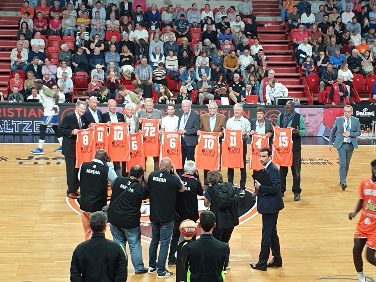 Un grand moment d'Histoire dans la salle de Mans dénommée maintenant SALLE CHRISTIAN BALTZER.