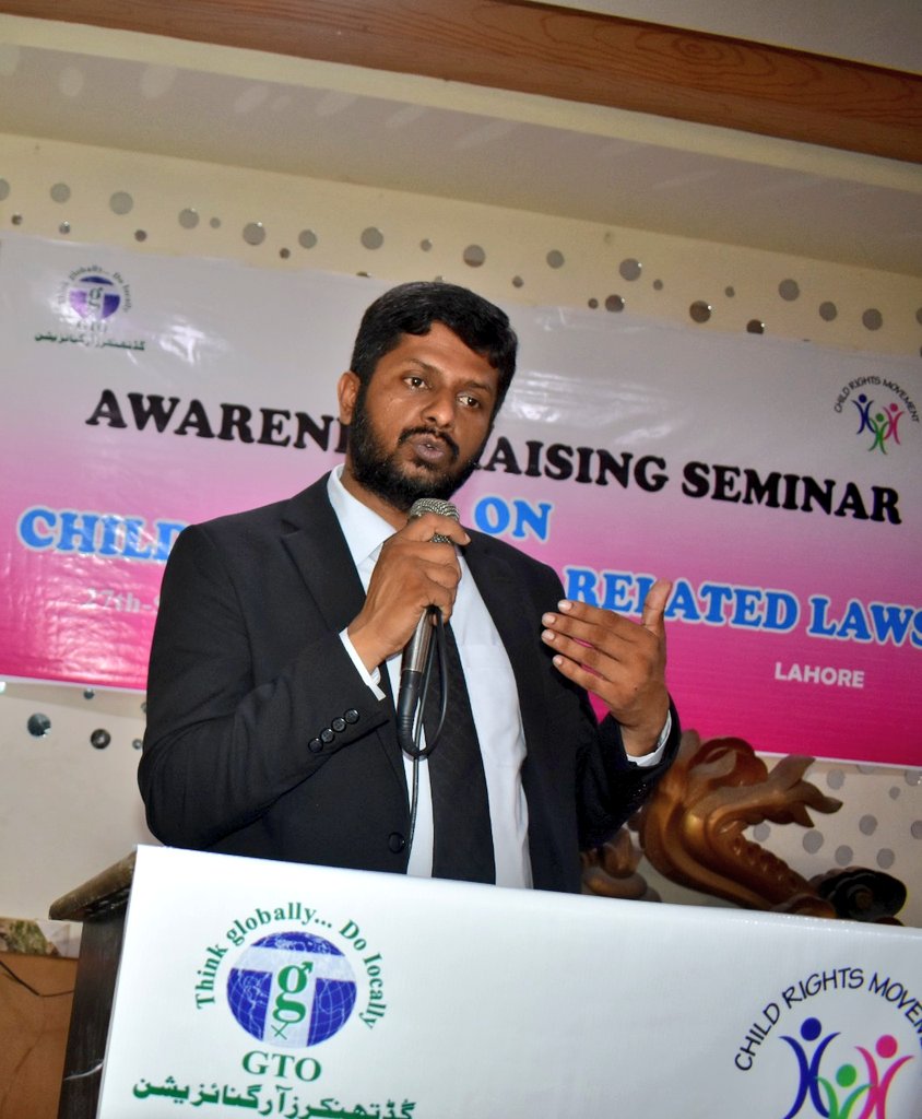 CRMPunjab's tweet photo. Combating Sexual Abuse &amp; Exploitations against Children requires more involvement and engagement with communities and stakeholder, @CRMPunjab conducted an awareness raising session with a big gathering of parents in a local community of Lahore #ChildRights #CRC30 

@gto_pak https://t.co/0chgzdHJBd