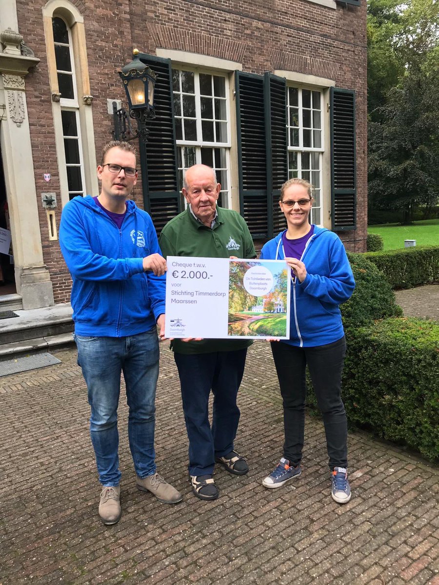 Timmerdorp's tweet photo. Het timmerdorp is nog niet zo lang achter de rug maar mede dankzij de Tuinlieden van Buitenplaats Doornburgh gaan we er komend jaar ook weer een mooie week van maken. Tuinlieden van Doornburgh bedankt! https://t.co/DtMqDunaVY