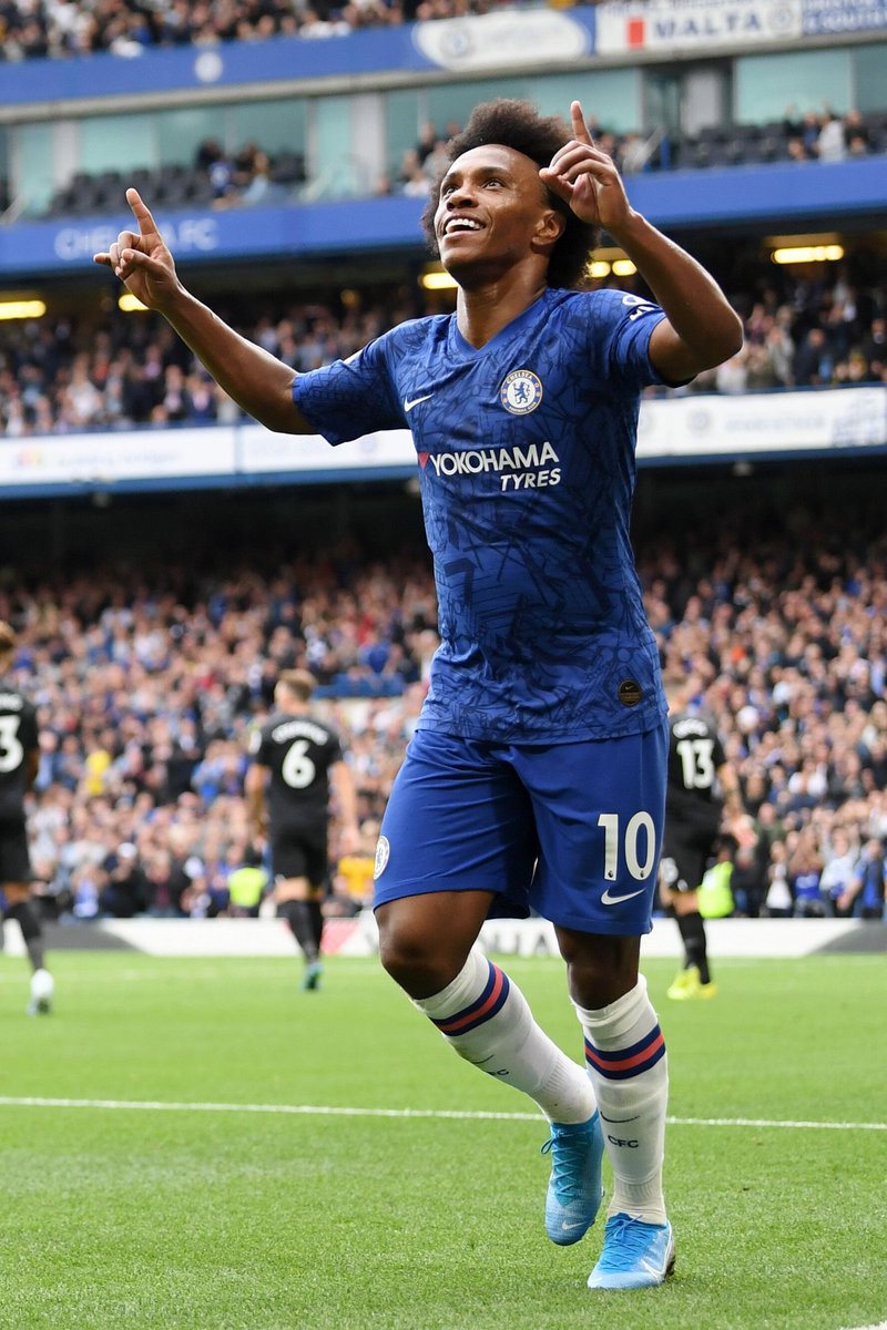 Hard work finally pays off with our first home Premier League win! Well done guys, we're on the right track! Come on Blues!Nosso trabalho árduo foi recompensado com a primeira vitória em casa na Premier League! Bom trabalho rapaziada, estamos no caminho certo! Vamos Chelsea!
