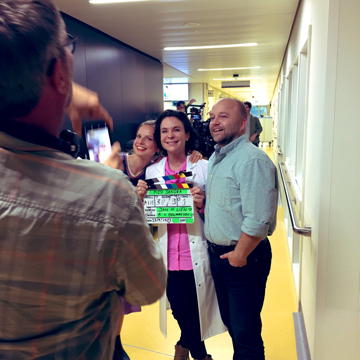 KaisaHammarlund's tweet photo. Belgian Belles, Flemish Fillies& Dutch Dudes. Brilliant Euros everyone of them! That’s a wrap on #SaveSandra #DrInga @eyeworksfilmtv 🎬 https://t.co/nBWBM97BYu