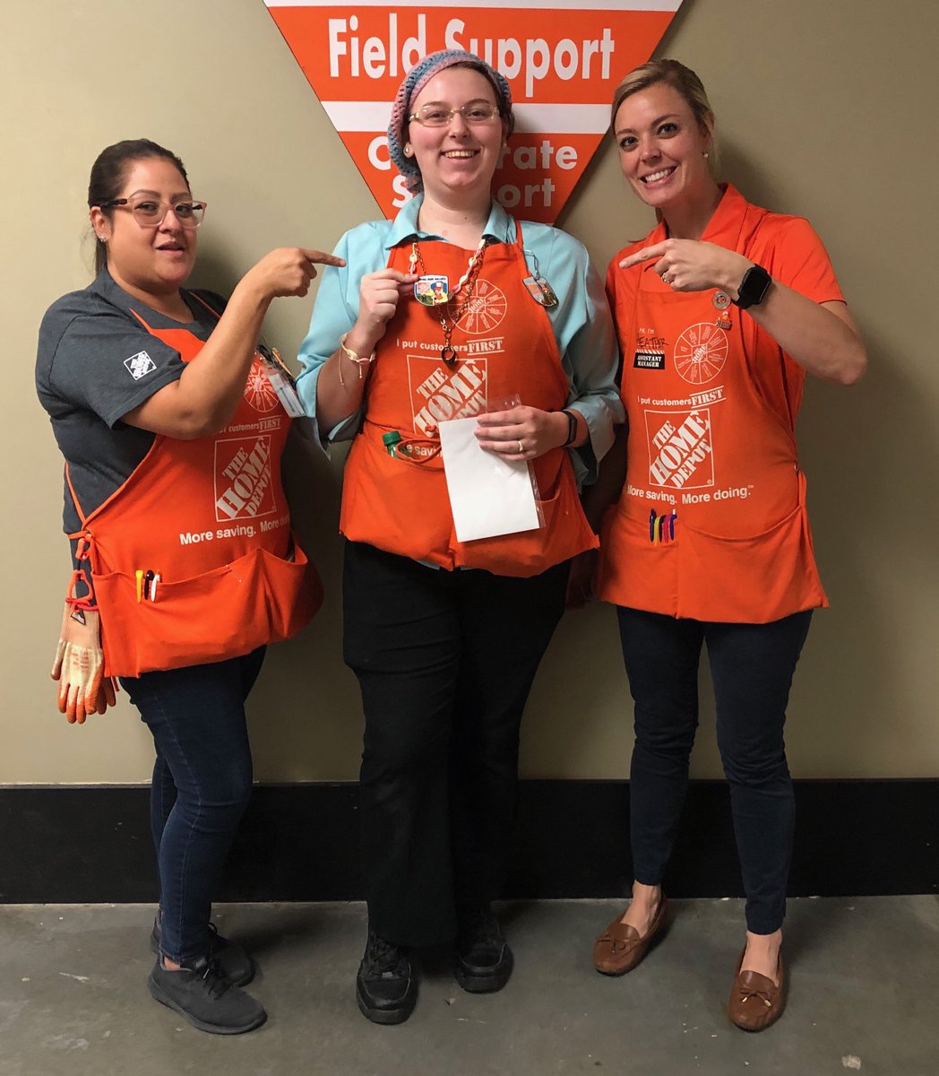 Thank you Ash for always living our Orange values. You are amazing!!  ⁦<a href="/HomeDepotMike/">Mike Brown</a>⁩ ⁦<a href="/SheaKing75/">Shea King</a>⁩ ⁦@njr2408⁩ ⁦<a href="/DepotMatt/">Matthew Shorr</a>⁩ ⁦<a href="/Hncklc2333/">Heather Cantrell</a>⁩