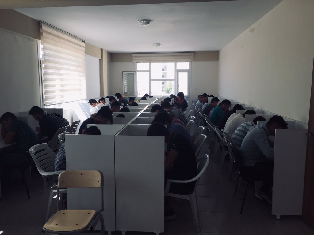 EviHilvan's tweet photo. Haftasonu gruplarımız üniversiteye hazırlığa STS ile başladı. @hilvankymkmligi @HilvanBelediye @HilvanIlceMEM @HilvanHalk @fduman27 @aslanalibayik @ZiyaAkel https://t.co/4iijpNlH0z