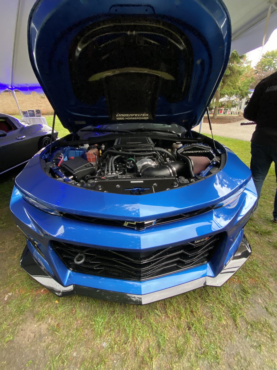 NUIAS's tweet image. The weather has been great today! Show is open till 6:00PM 😎🏎