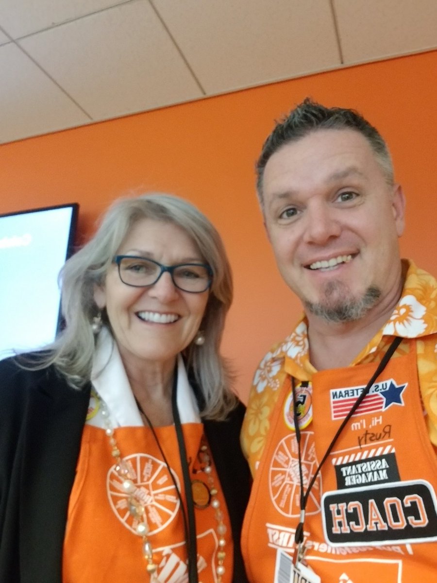 I lucky enough to meet this amazing leader and orange blooded Crown Bolt rock star! Thanks for the encouragement!