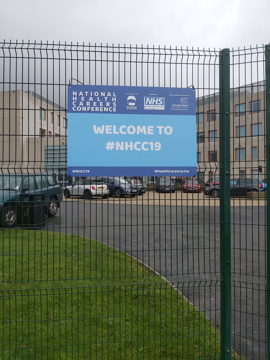 a_c_harvey_b's tweet photo. Think one of the best bits of #NHCC19 was talking with vet med reps about the best ways of sharing WP knowledge from medicine - and learning how to diagnose a cow pregnancy 🐄🐮 @BecomingaDr @healthcareersco https://t.co/mEF5BeSFfN
