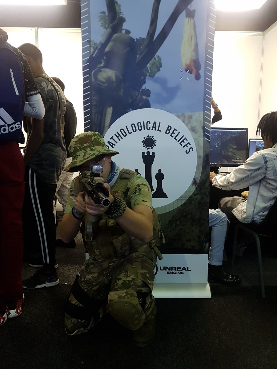 PathologicalBe1's tweet image. facebook.com/PathologicalBe… @PathologicalBe1  @Hauwei @rAgeExpo Awesome cosplay costume. He's name is Merrick.