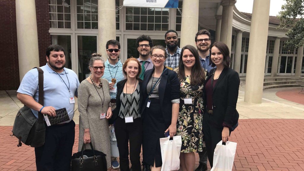 Dr. Jody Natalle wins 2019 Rohler Career Teaching Award carolinascommunication.org/2019/09/28/dr-…