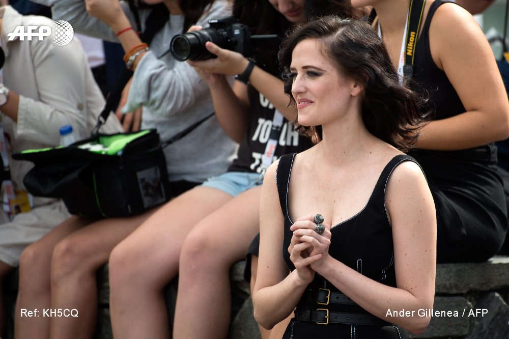 AFPespanol's tweet photo. 🎬 #ÚLTIMAHORA La francesa "Proxima", premio especial del jurado en San Sebastián #AFP #ssiff2019 https://t.co/npILHSbOK0